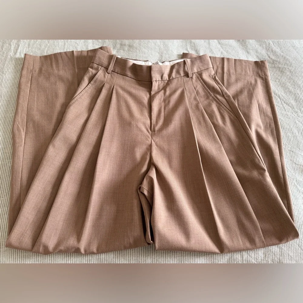 Banana Republic Siena Wide-Leg Italian Wool Pants - Camel - Size: 2 - Like New! - Picture 8 of 11